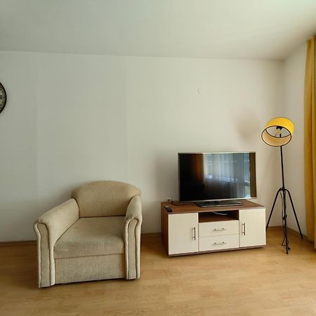 Niko Apartments Pantai Sunny Bagian luar foto