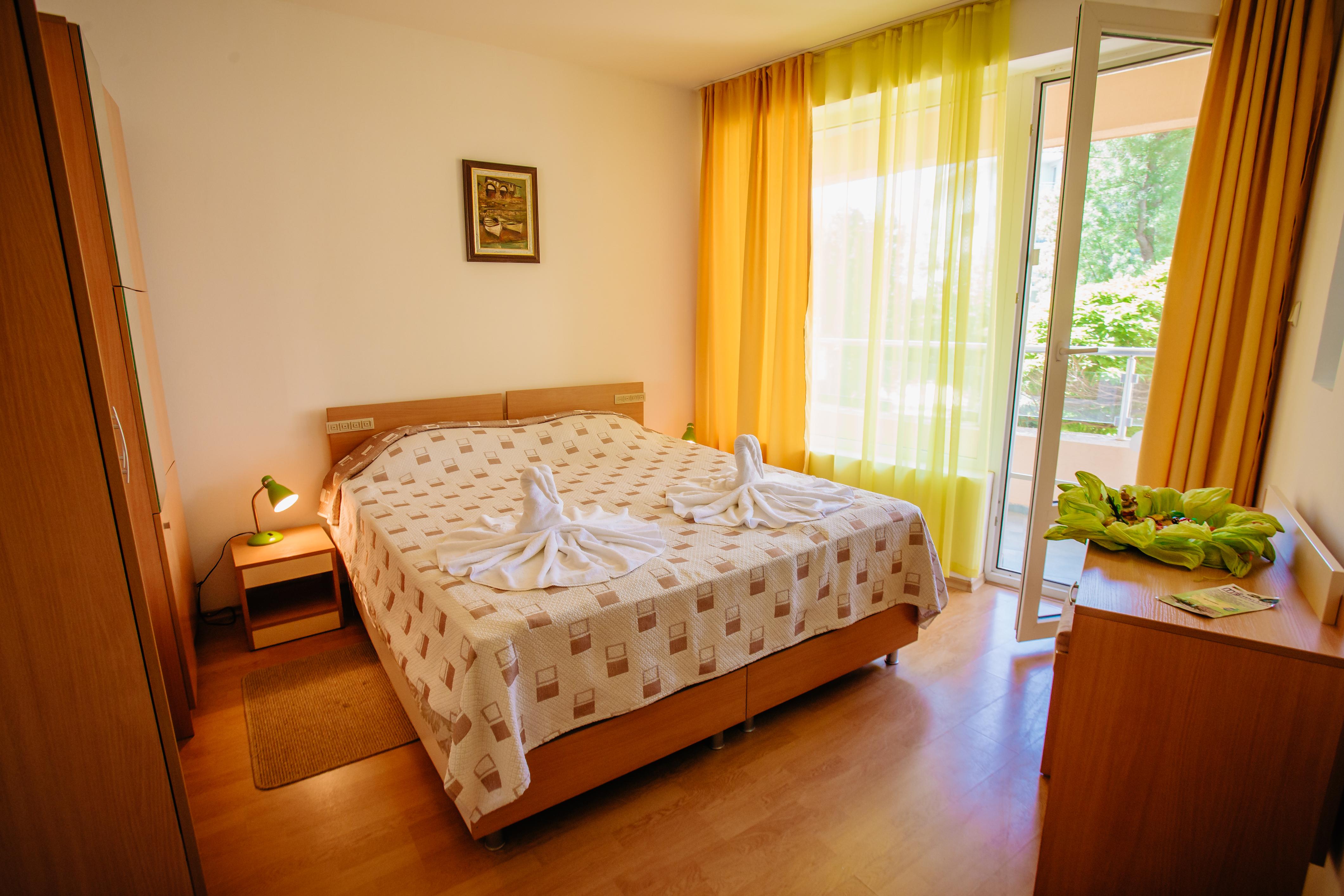 Niko Apartments Pantai Sunny Bagian luar foto