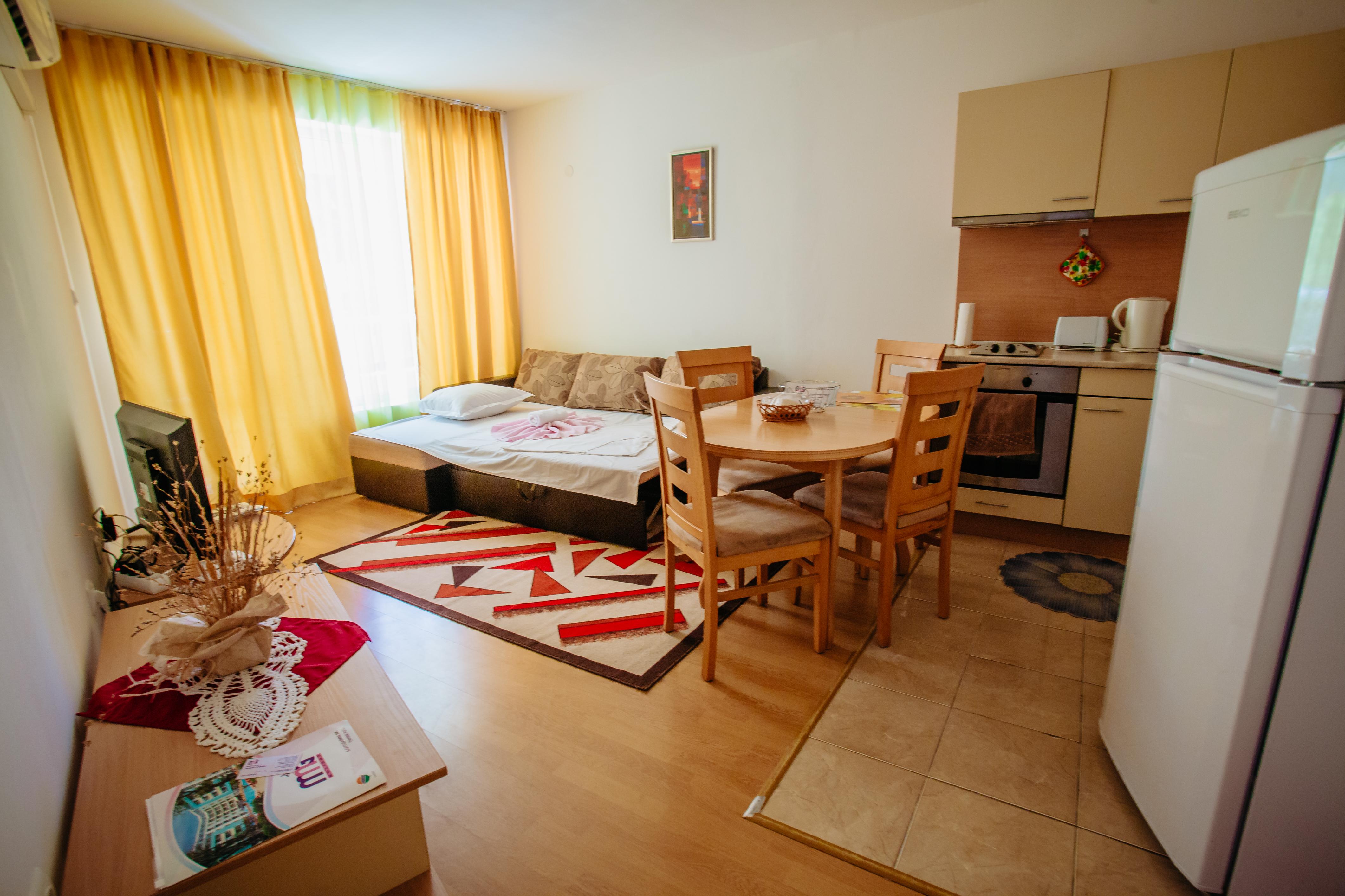 Niko Apartments Pantai Sunny Bagian luar foto