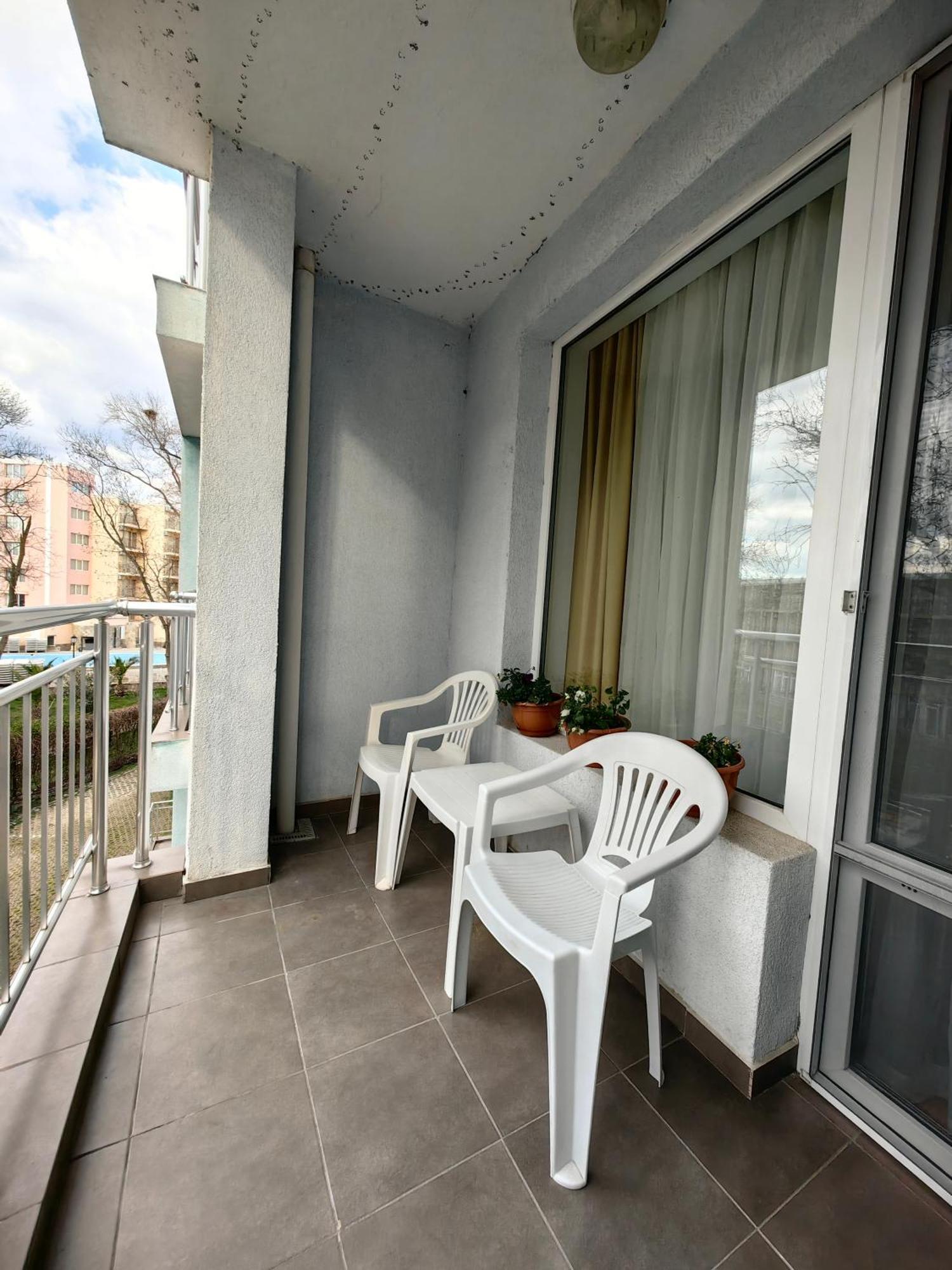Niko Apartments Pantai Sunny Bagian luar foto