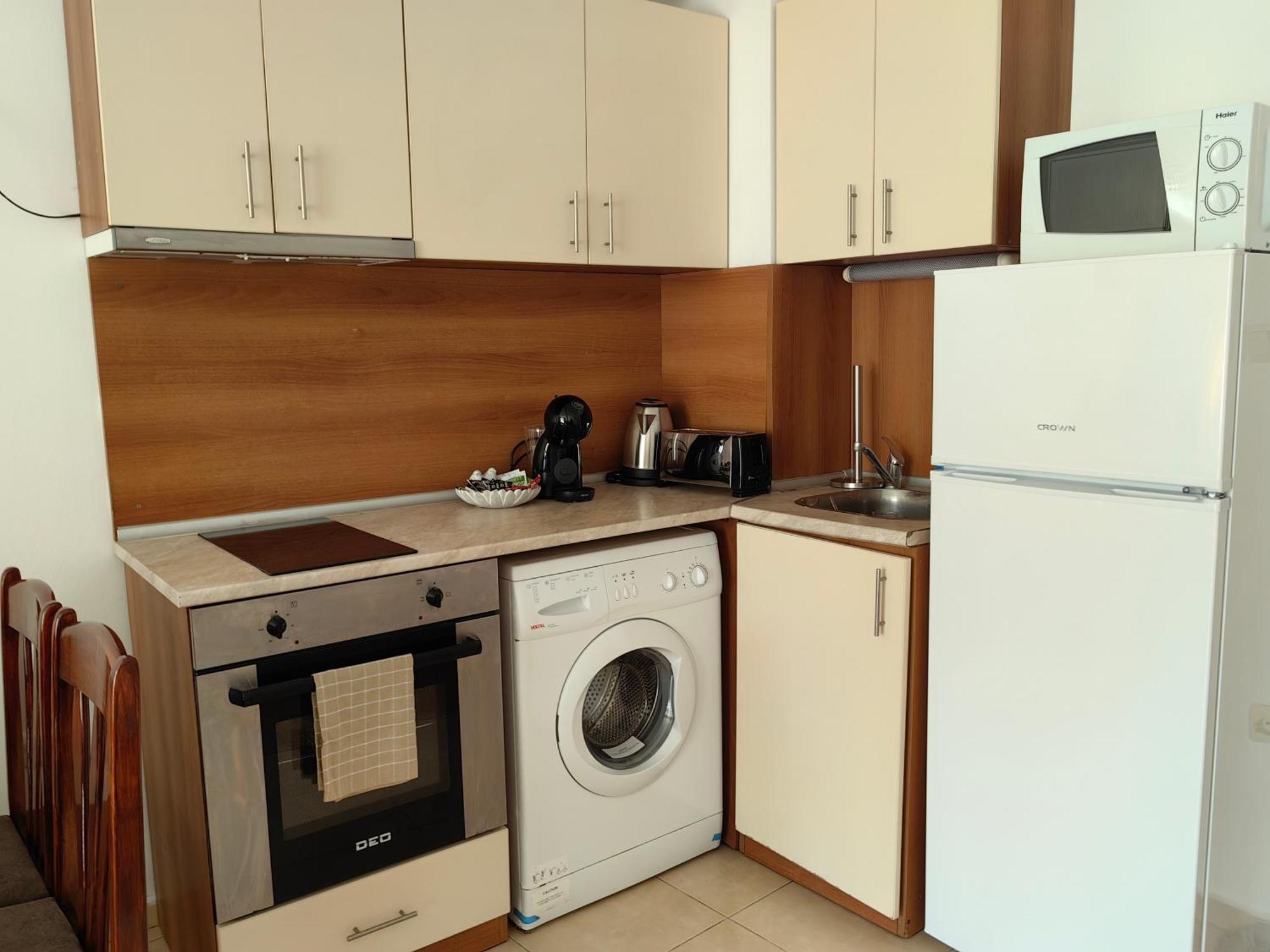 Niko Apartments Pantai Sunny Bagian luar foto