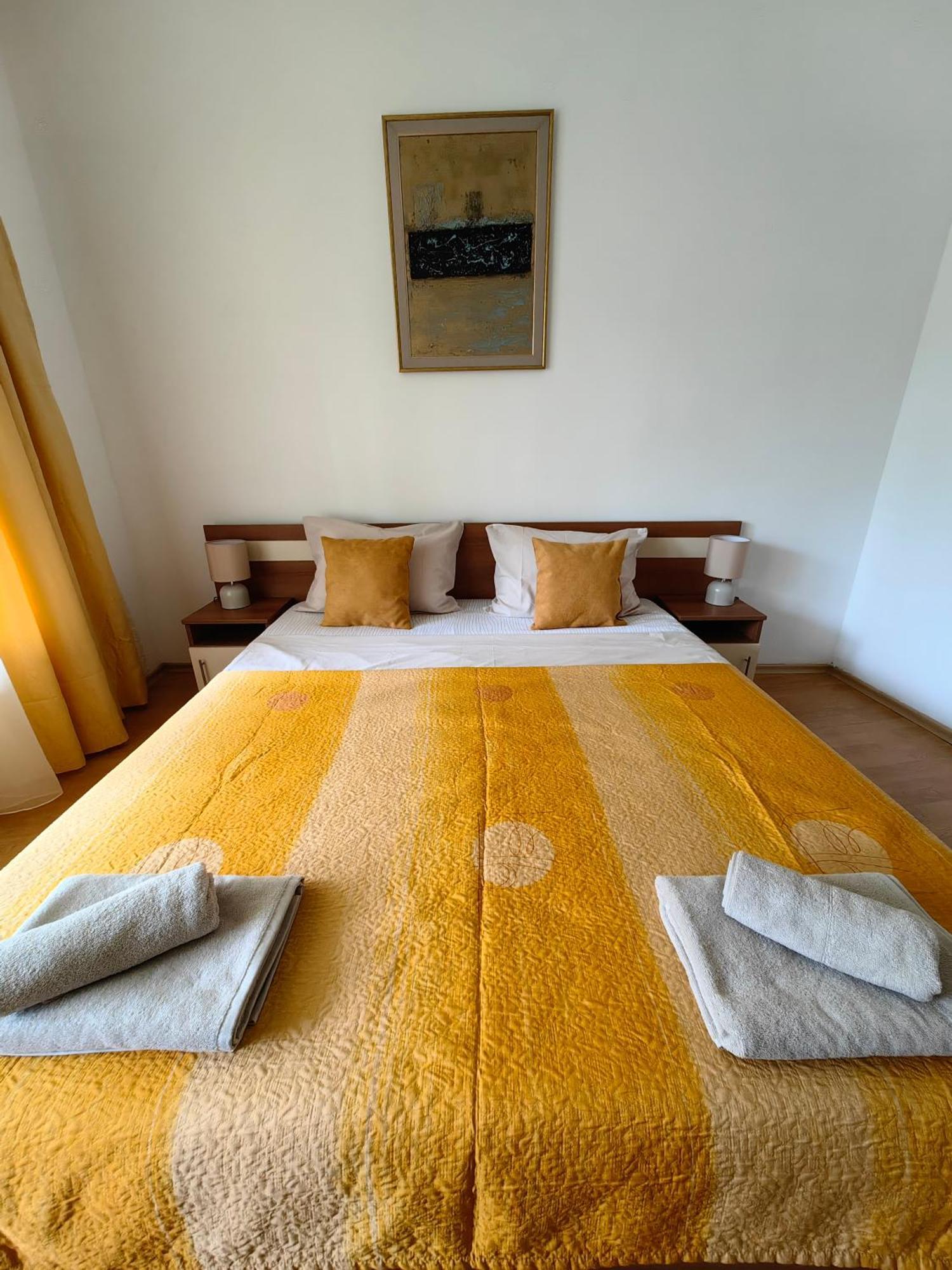Niko Apartments Pantai Sunny Bagian luar foto