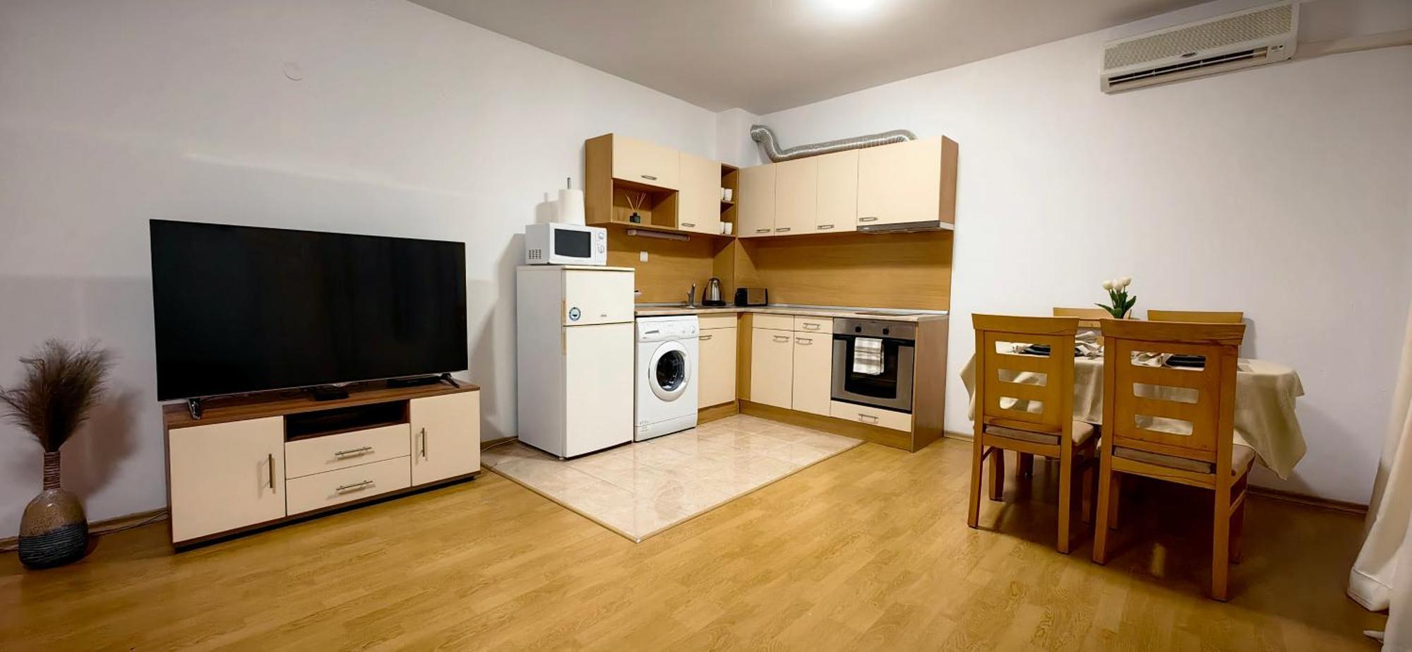 Niko Apartments Pantai Sunny Bagian luar foto