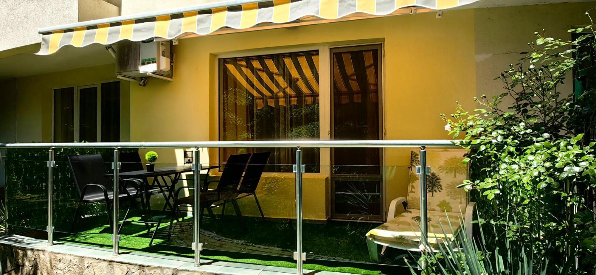 Niko Apartments Pantai Sunny Bagian luar foto